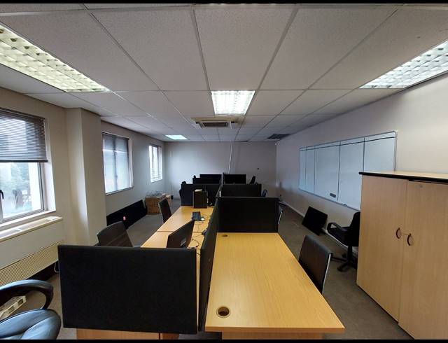 395M² OFFICE TO LET IN GREENSTONE HILL